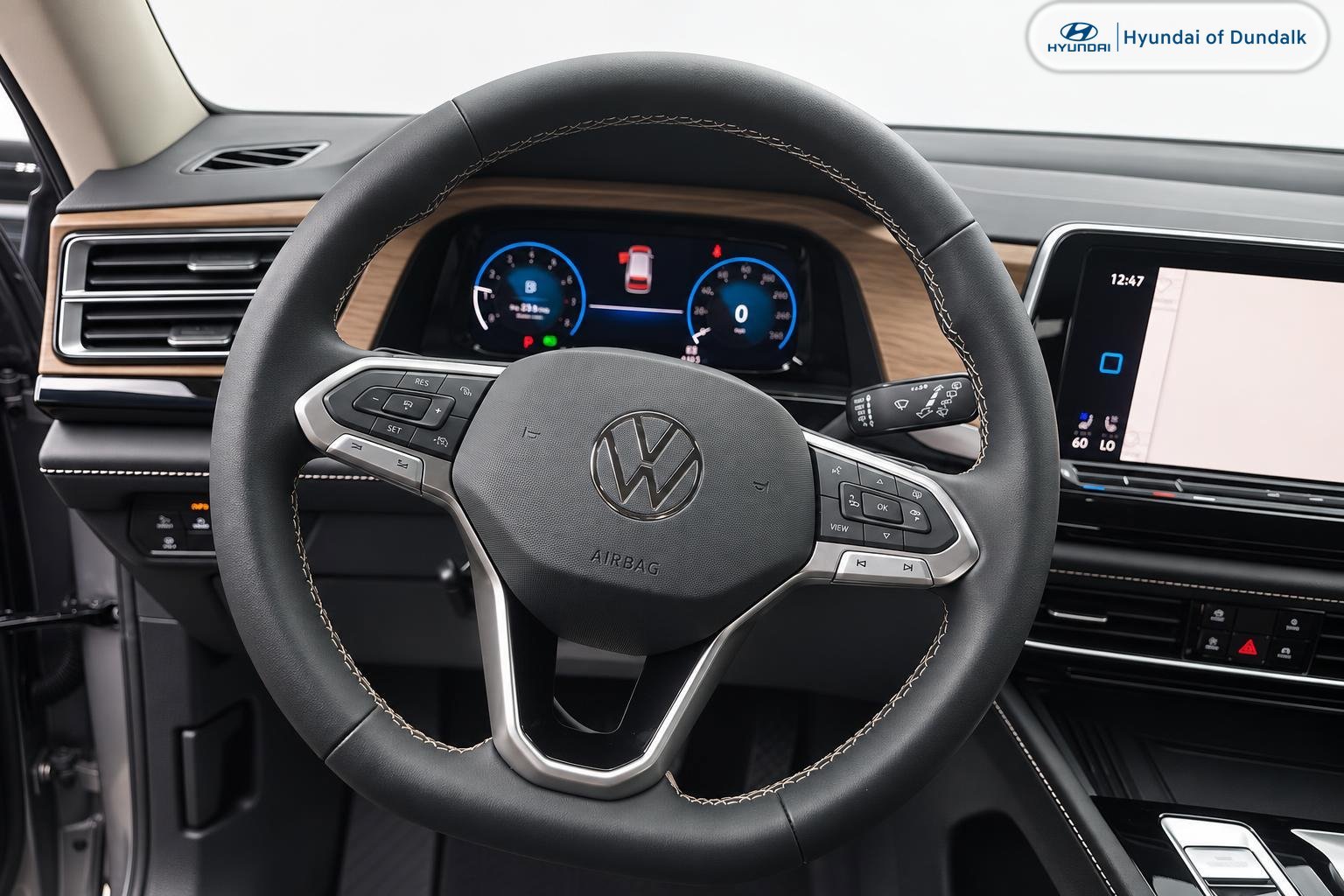Used 2026 Silver Volkswagen SE w/Technology image 10