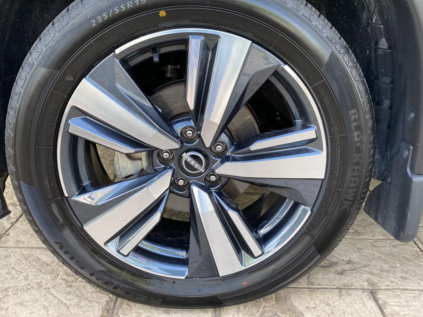 Used 2023 Boulder Gray Pearl Nissan Platinum image 14