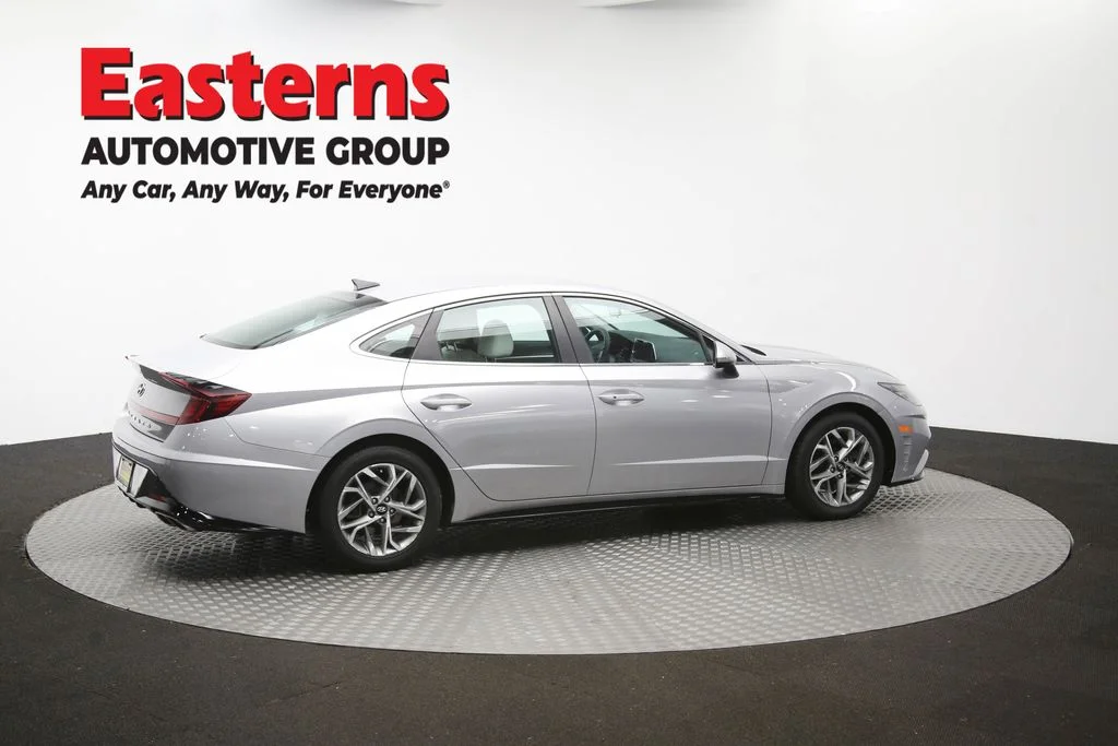 Used 2023 Silver Hyundai SEL image 42