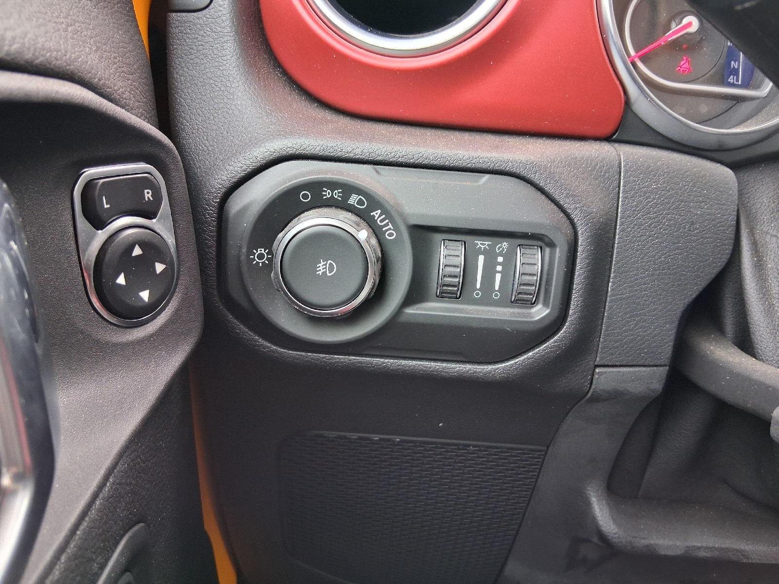 Used 2021 Nacho Clearcoat Jeep Unlimited Rubicon image 30