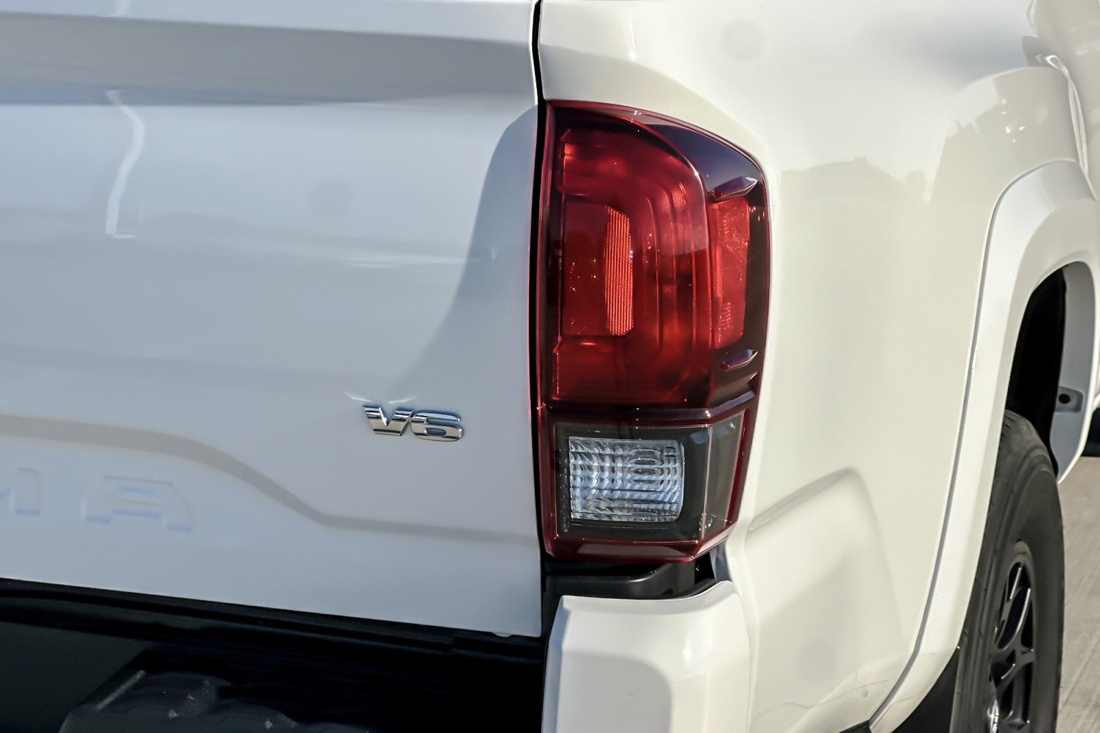 Certified Used 2022 WHITE Toyota SR5 image 24