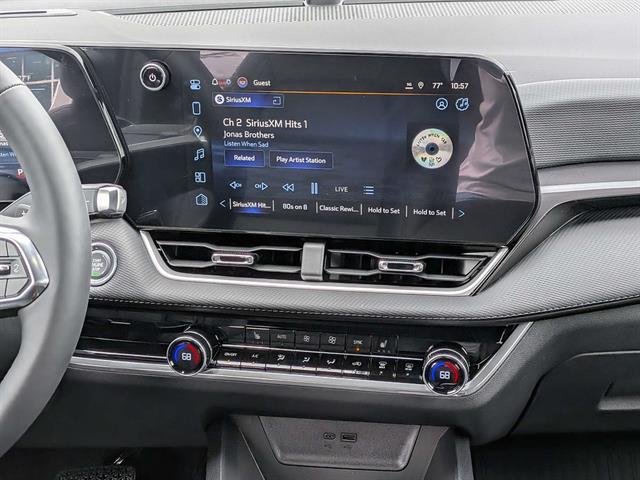 New 2027 Summit White Chevrolet LT image 17
