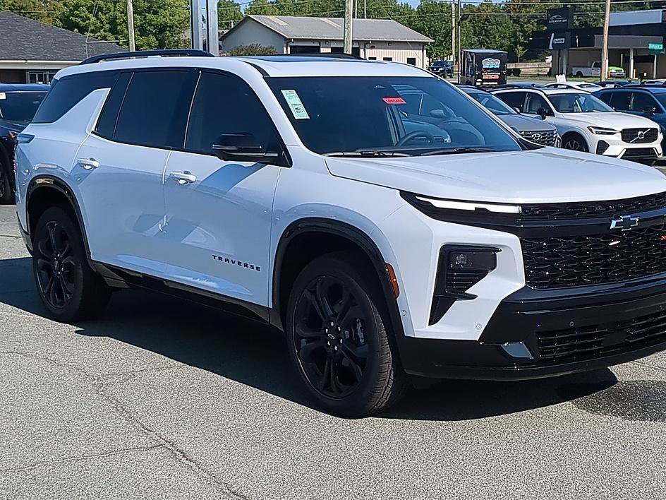 New 2027 Polar White Tricoat Chevrolet RS image 7