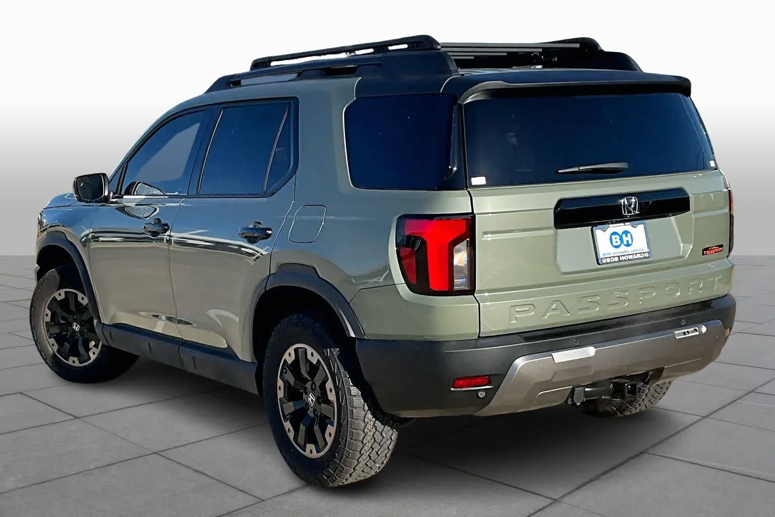 Used 2026 Ash Green Metallic Honda TrailSport Elite image 12