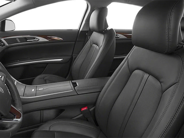 Used 2013 Bordeaux Lincoln  image 8