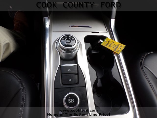 Used 2022 Agate Black Metallic Ford XLT image 6