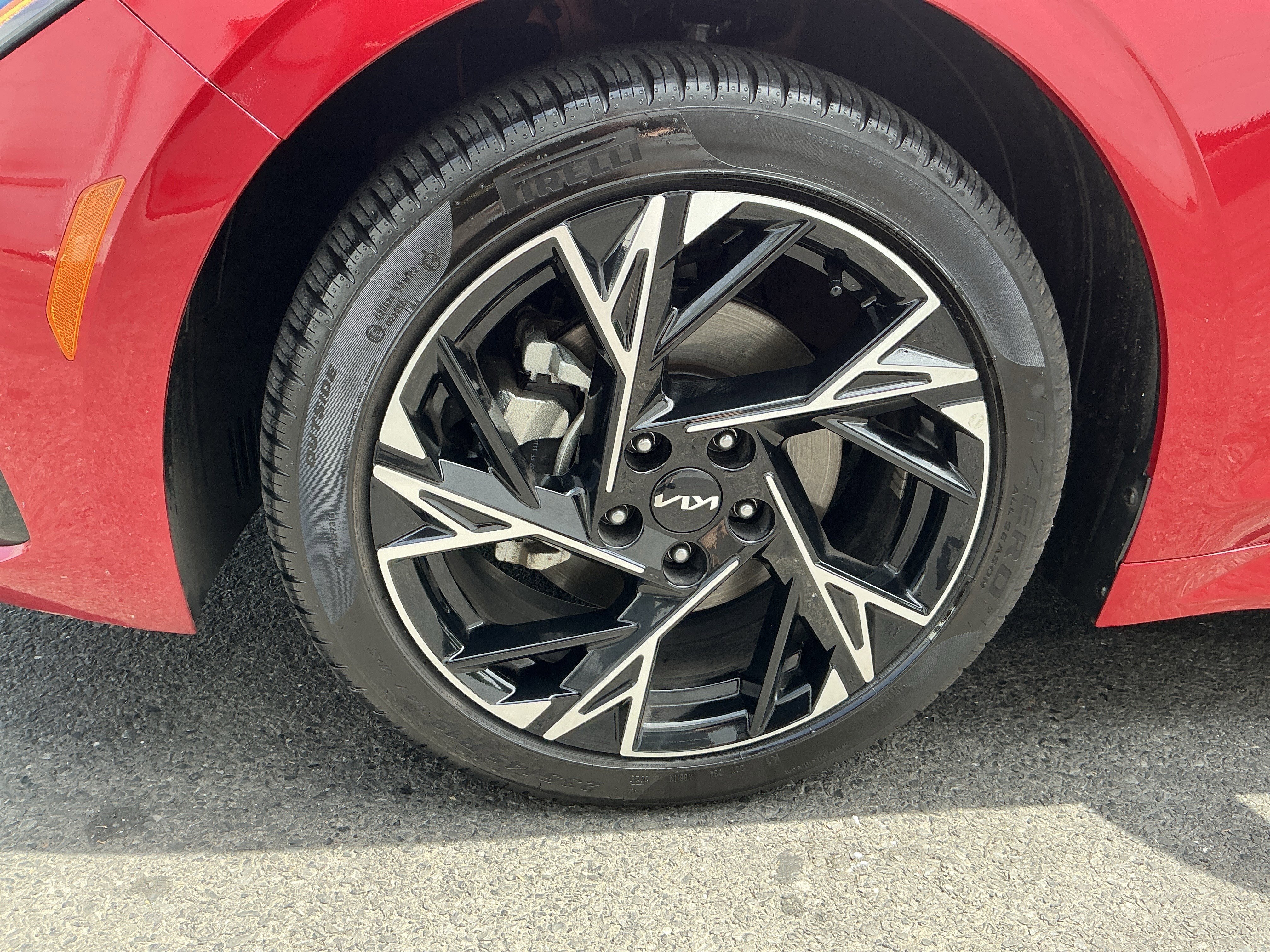 2026 Kia K5 GT-Line - Photo 9