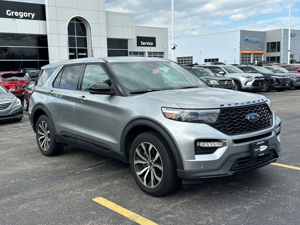 Used 2021 Silver Ford ST image 3