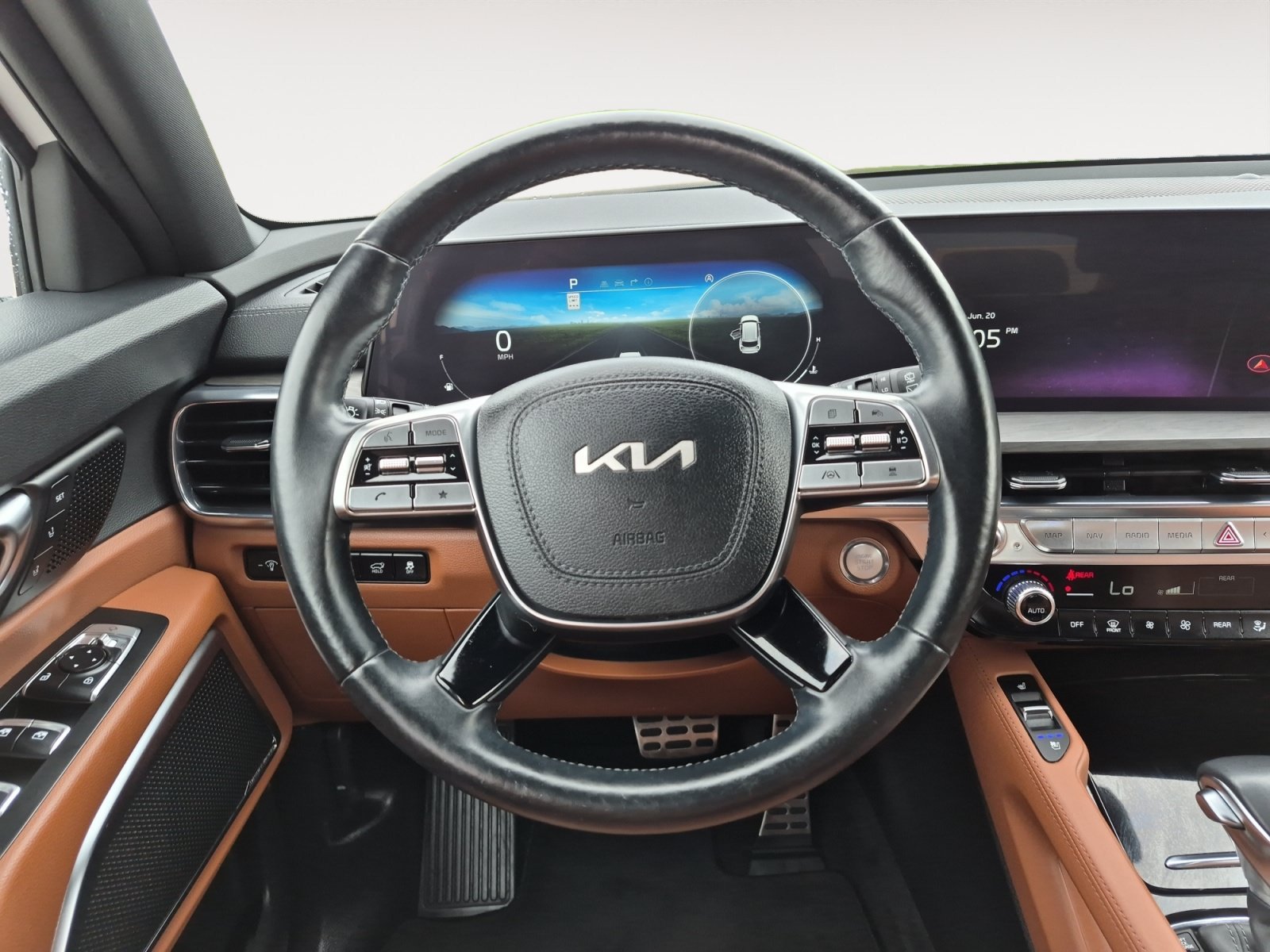 Used 2023 White Kia SX X-Pro image 13