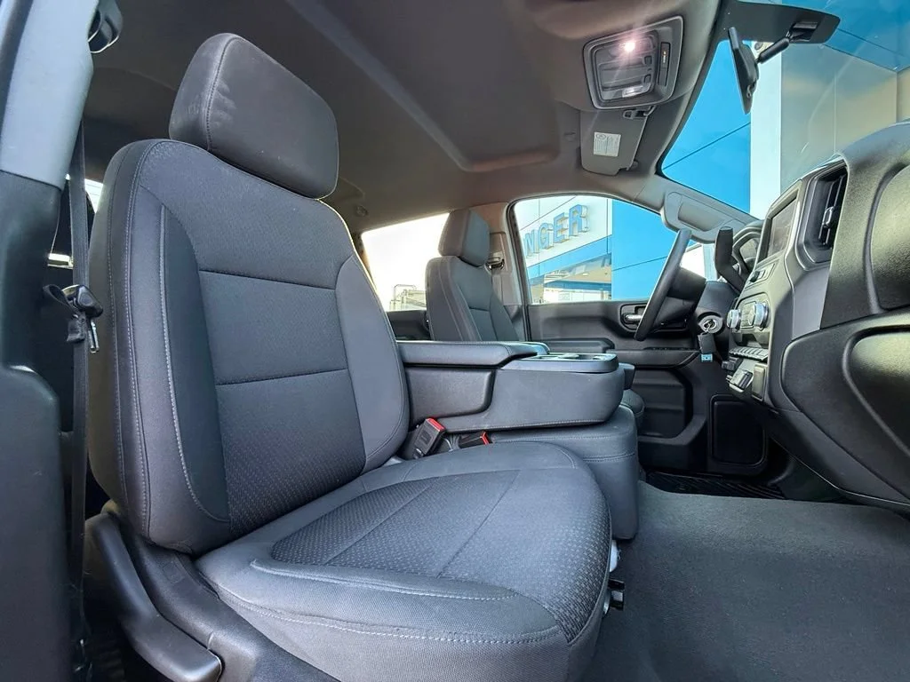 Used 2023 SUMMIT WHITE GMC Pro image 14