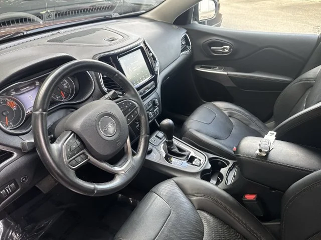Used 2019 Red Jeep Limited image 16