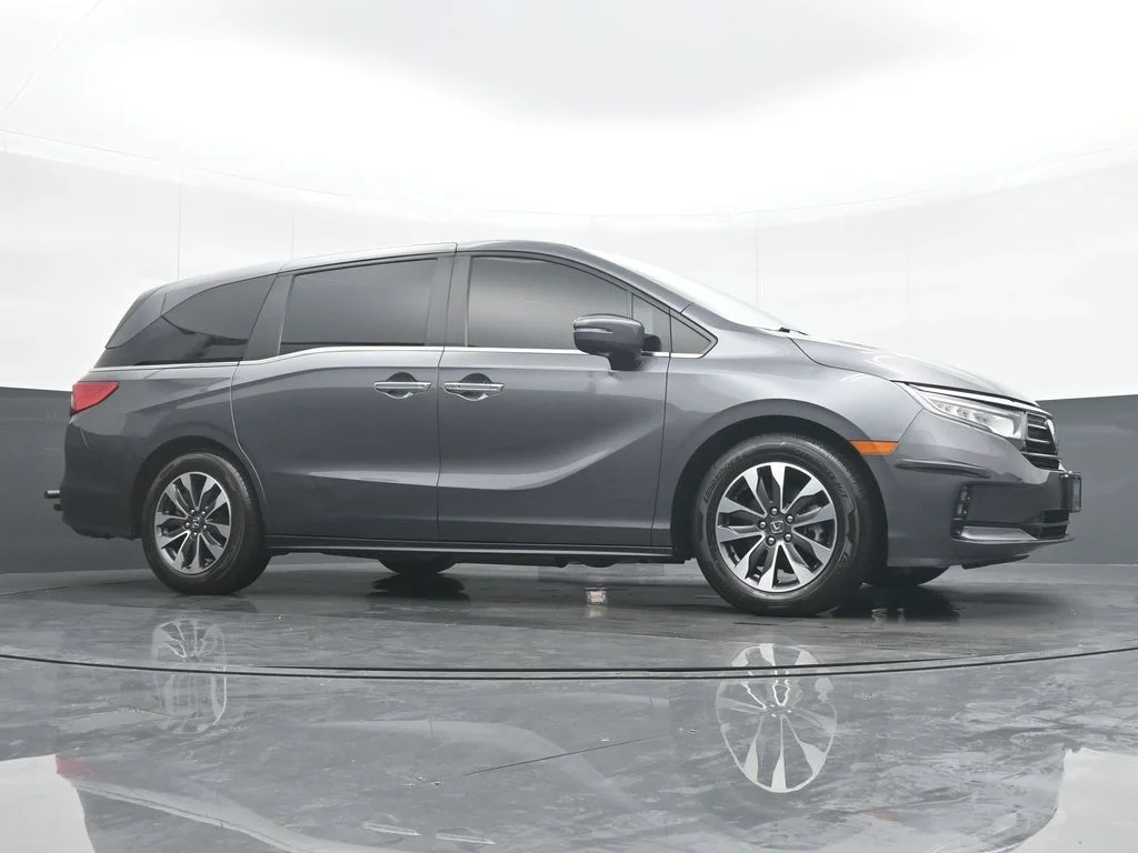 Used 2023  Honda EX-L image 51