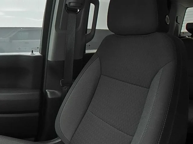 Used 2024 White Chevrolet Custom image 39