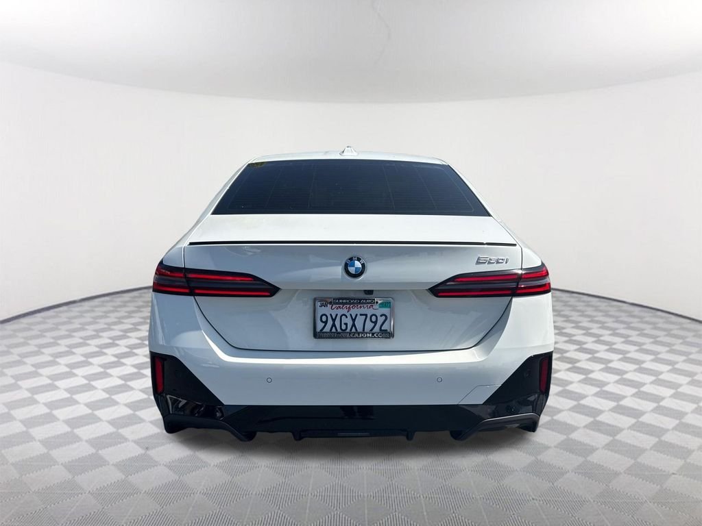 Used 2026 Alpine White BMW 530i image 5