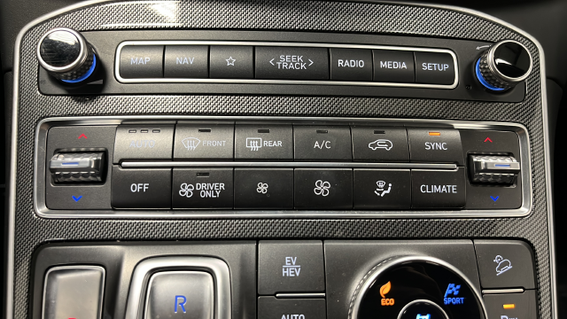 Used 2022 Lagoon Blue Hyundai Limited image 18