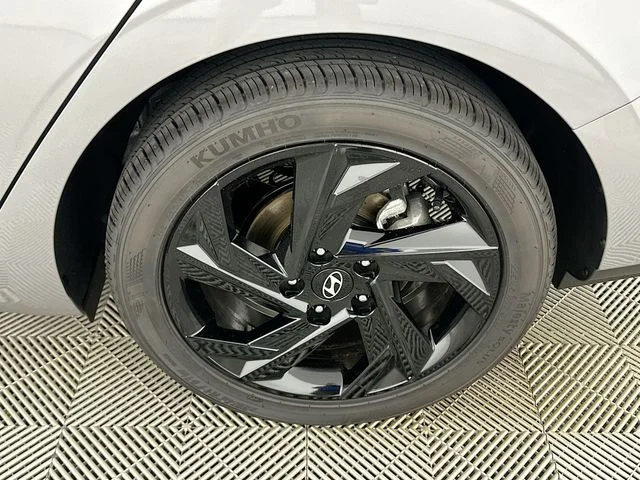 New 2026 Hyundai ELANTRA SEL Sport
