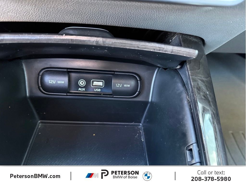 Used 2016 Silver Kia EX image 26