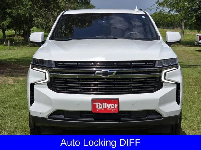 Used 2022 White Chevrolet RST image 3
