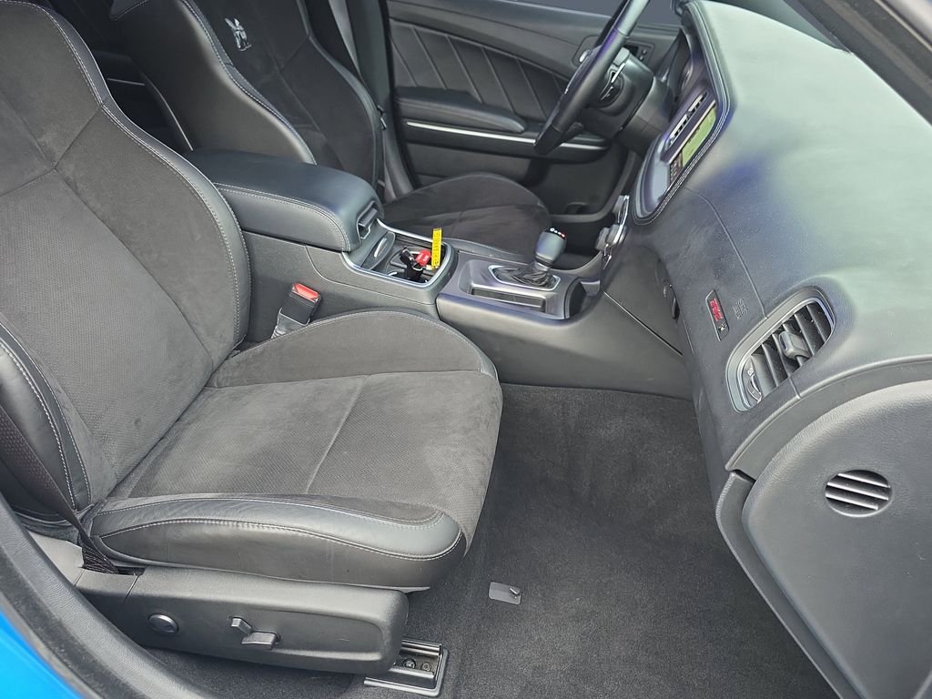 Used 2023 B5 Blue Pearlcoat Dodge R/T Scat Pack image 34