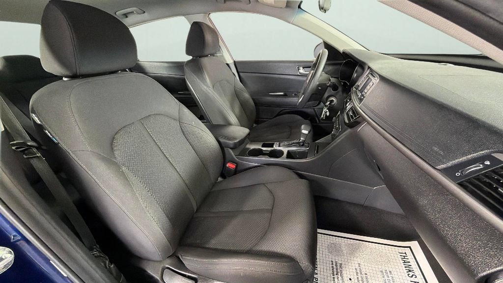 Used 2017 Blue Kia LX image 30