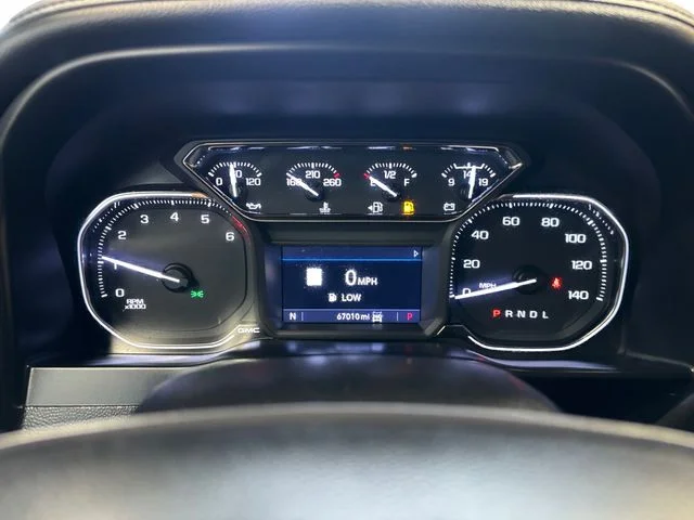 Used 2020 Blue GMC AT4 image 17