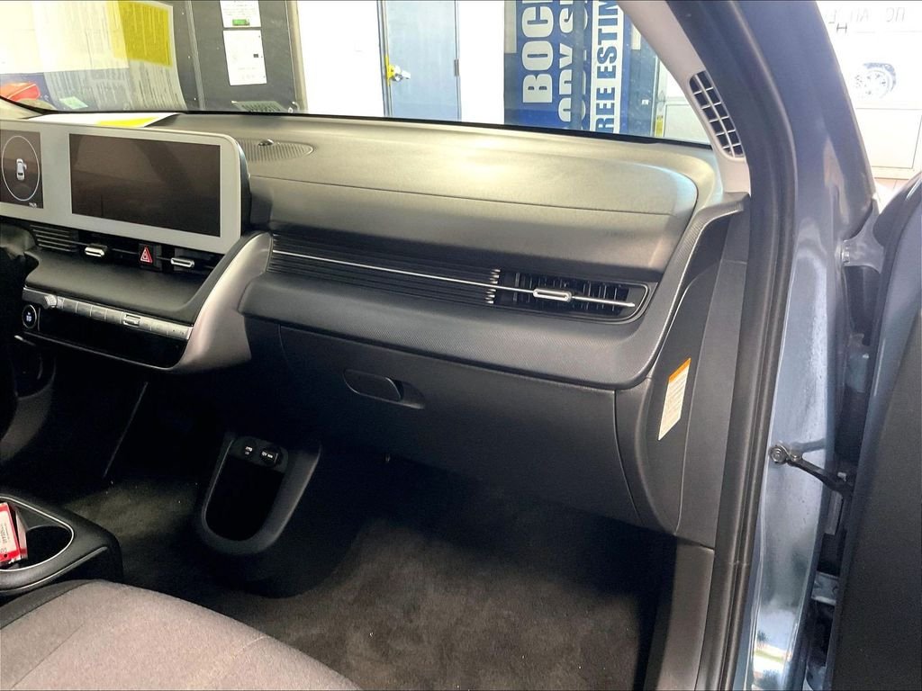 Used 2024 Green Hyundai SEL image 13