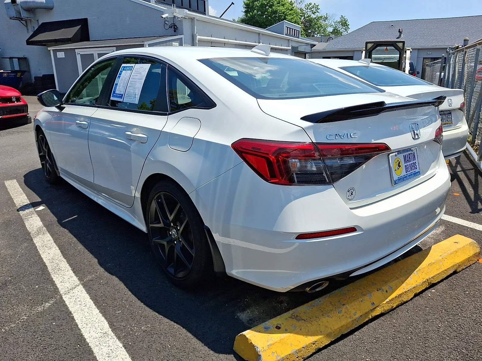 Used 2024 Platinum White Pearl Honda Sedan image 5