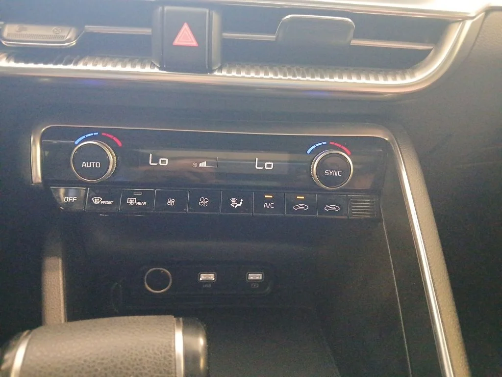 Used 2023 Black Kia GT image 18