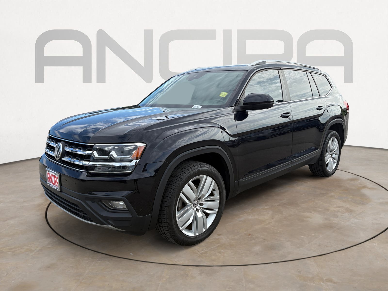 Used 2019 Deep Black Pearl Volkswagen 3.6L V6 SE w/Technology image 6