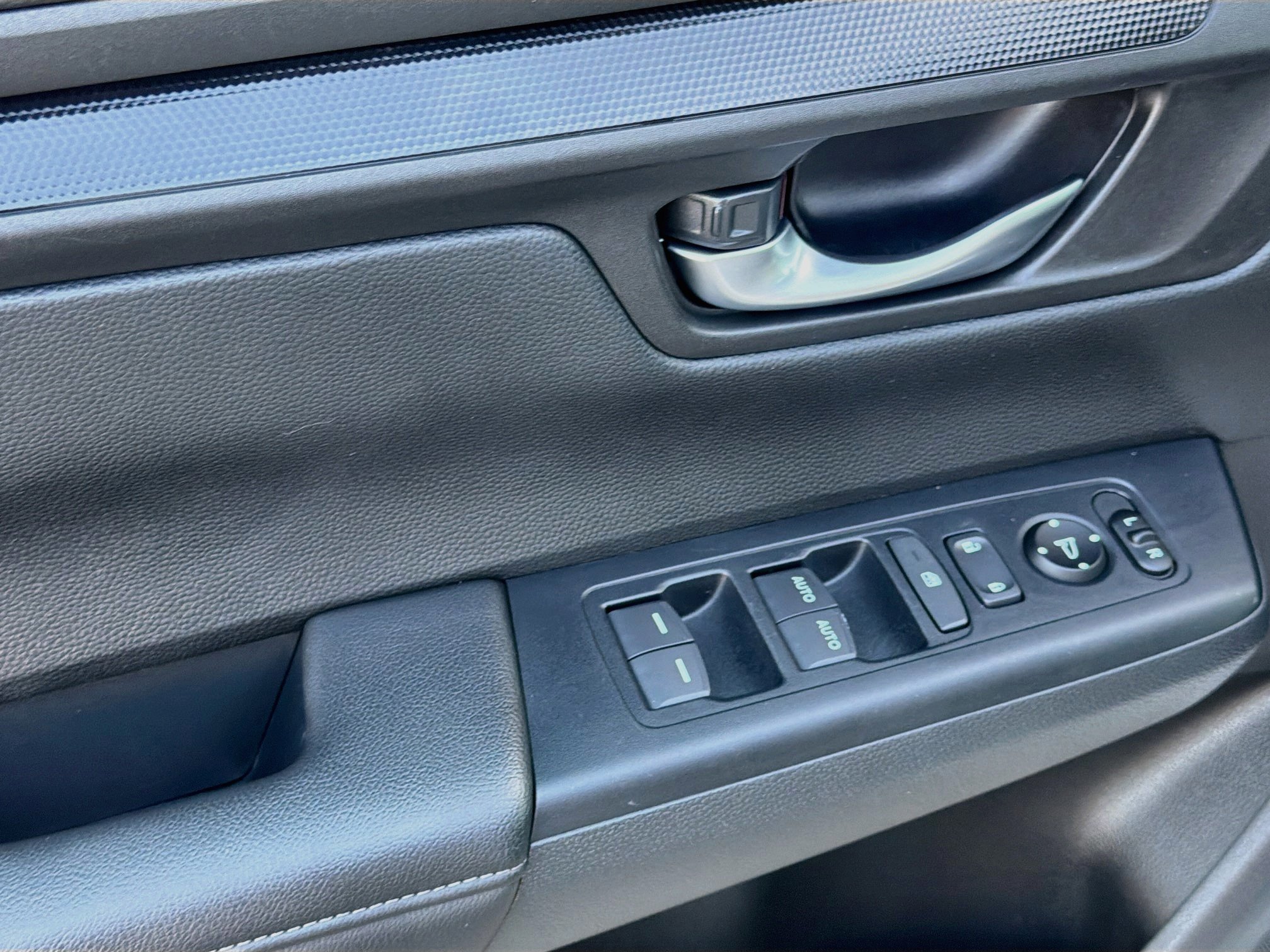 2024 Honda CR-V EX - Photo 16