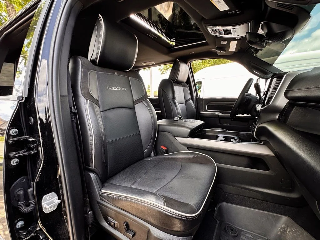 Used 2025 Black Ram Laramie image 28