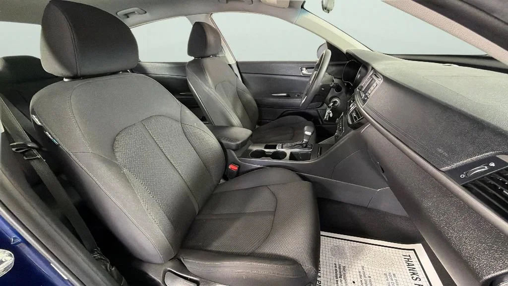 Used 2017 Blue Kia LX image 30