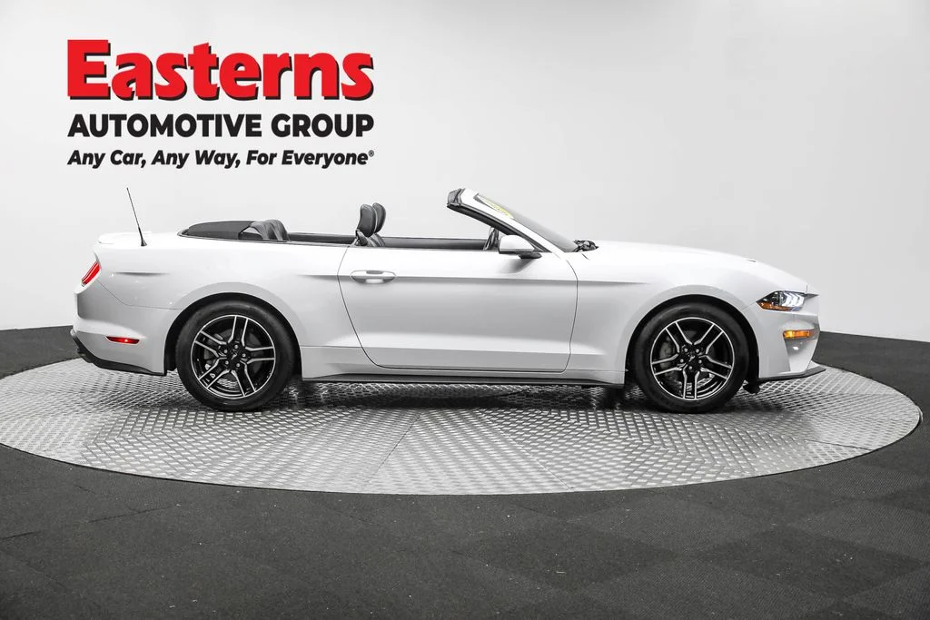 Used 2022 White Ford EcoBoost Premium image 4