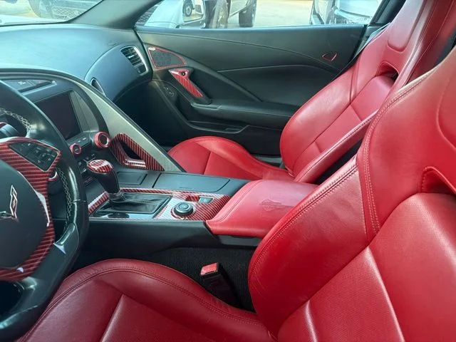 Used 2017 Silver Chevrolet Stingray image 9