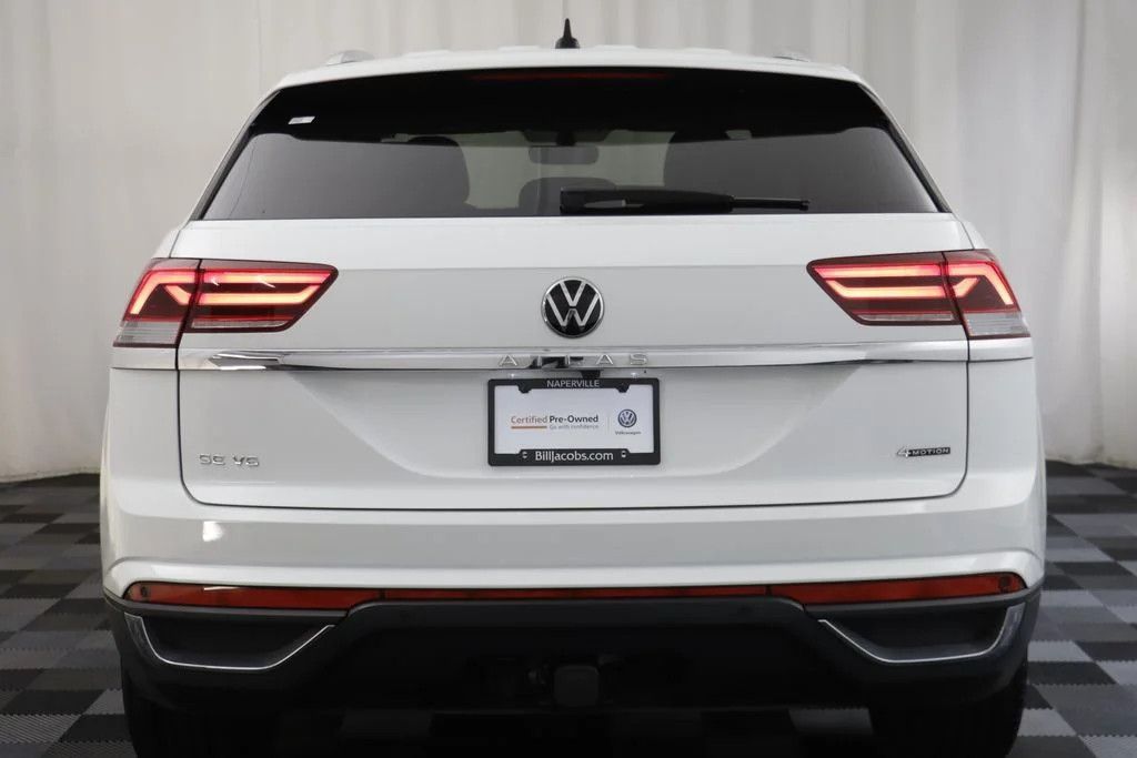 Used 2023 Pure White Volkswagen 3.6L V6 SE w/Technology image 15