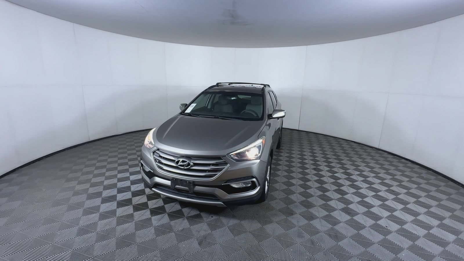 Used 2017 Mineral Gray Hyundai 2.4L image 3