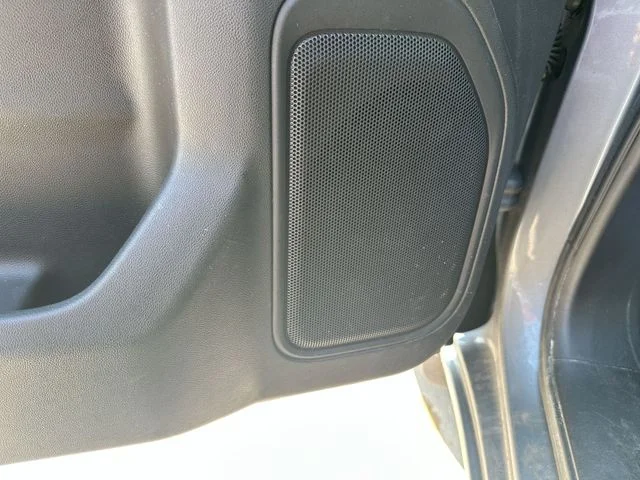 Used 2020 Gray Chevrolet Custom image 26