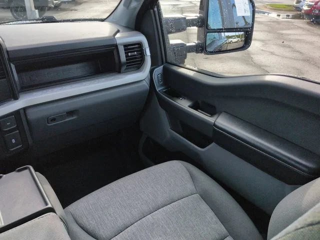 Used 2025 Gray Ford XL image 16