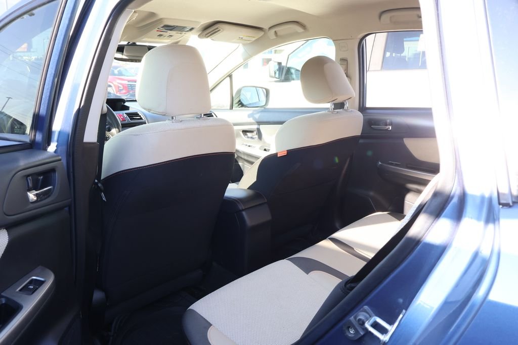 Used 2016 Blue Subaru 2.0i Premium image 29