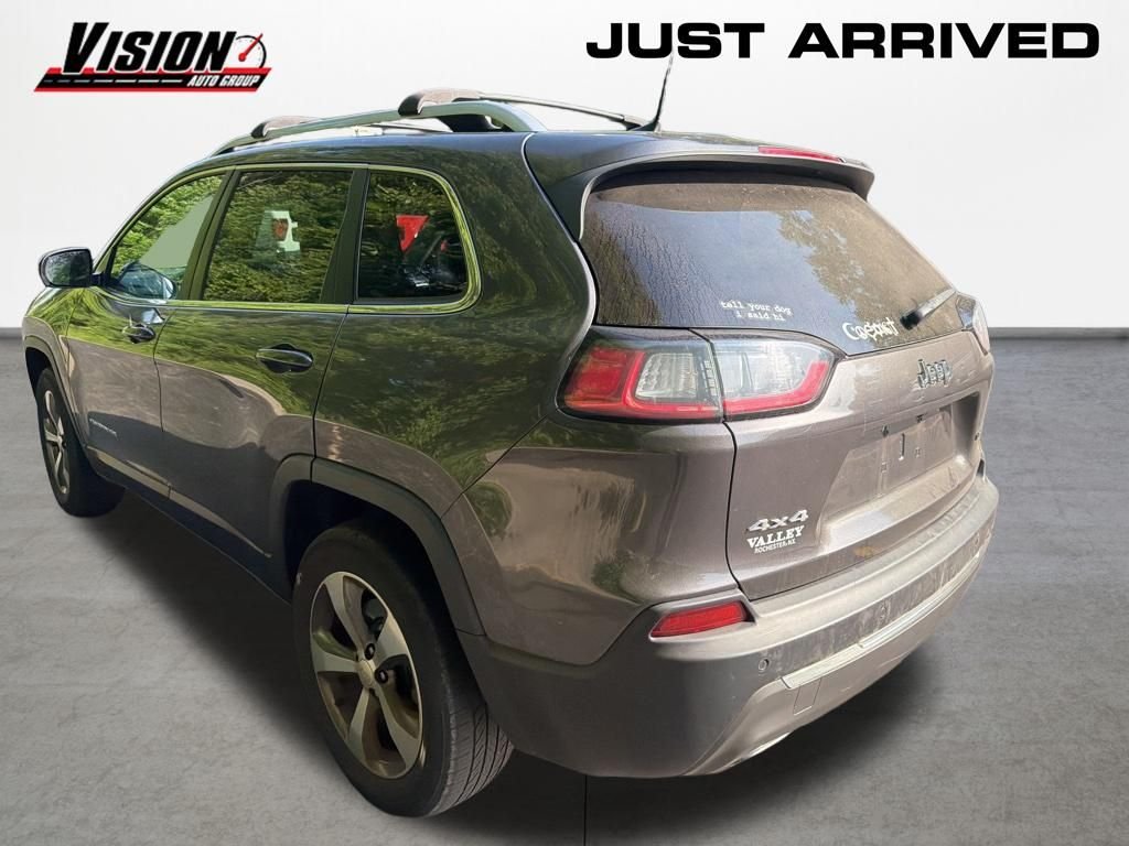 Used 2019 Gray Jeep Limited image 7