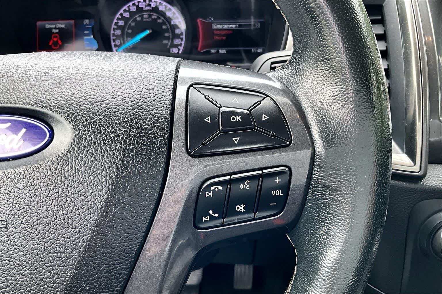 Used 2019 Ingot Silver Ford LARIAT image 25