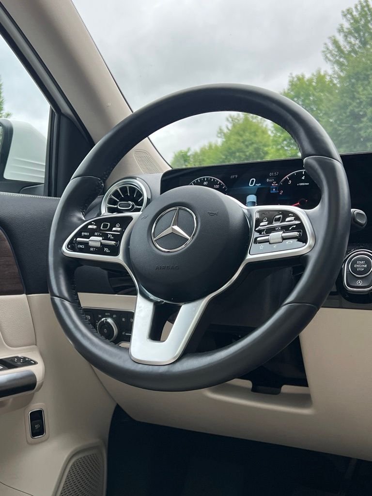Certified Used 2023 White Mercedes-Benz GLA 250 image 14