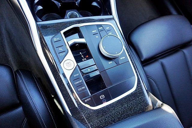 Used 2023 White BMW 330i image 29