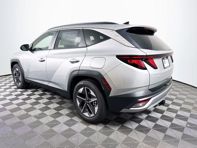 New 2026 Silver Hyundai SEL FWD image 5