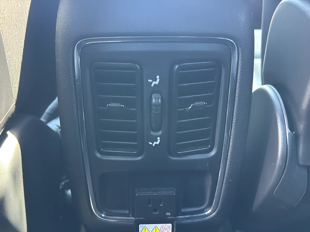 Used 2021 Gray Jeep Laredo X image 29