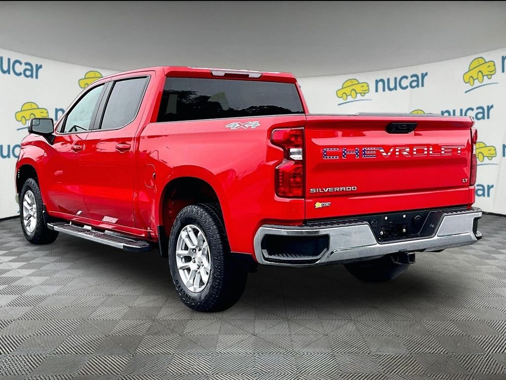Used 2022 Red Chevrolet LT image 4