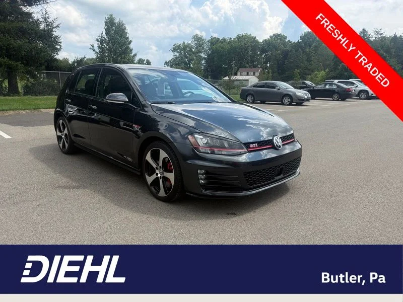 Used 2017  Volkswagen Autobahn image 1