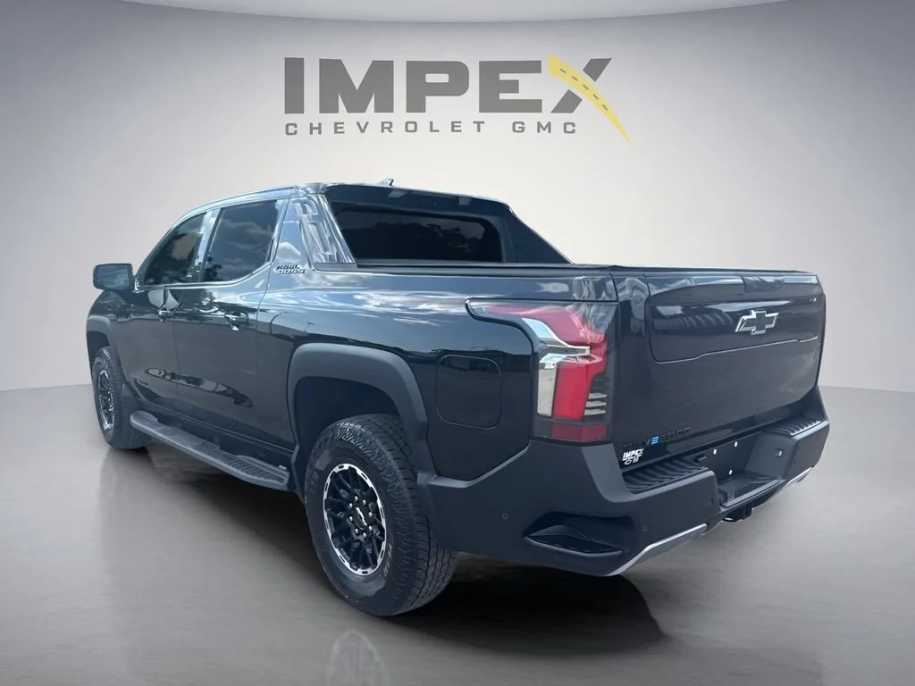 Used 2026 Black Chevrolet Trail Boss - Max Range image 3