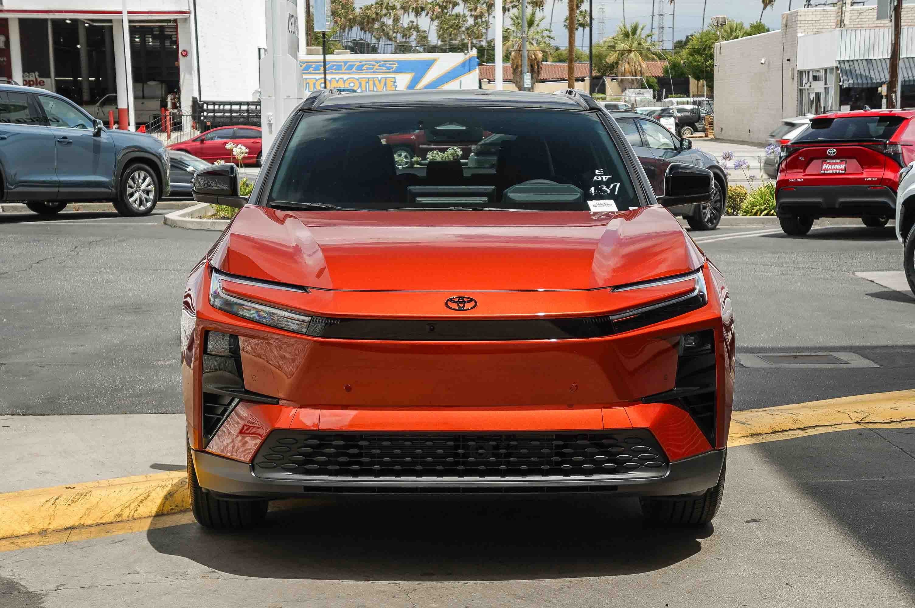 New 2026 Tandoori with Midnight Black Metallic roof Toyota XSE image 2