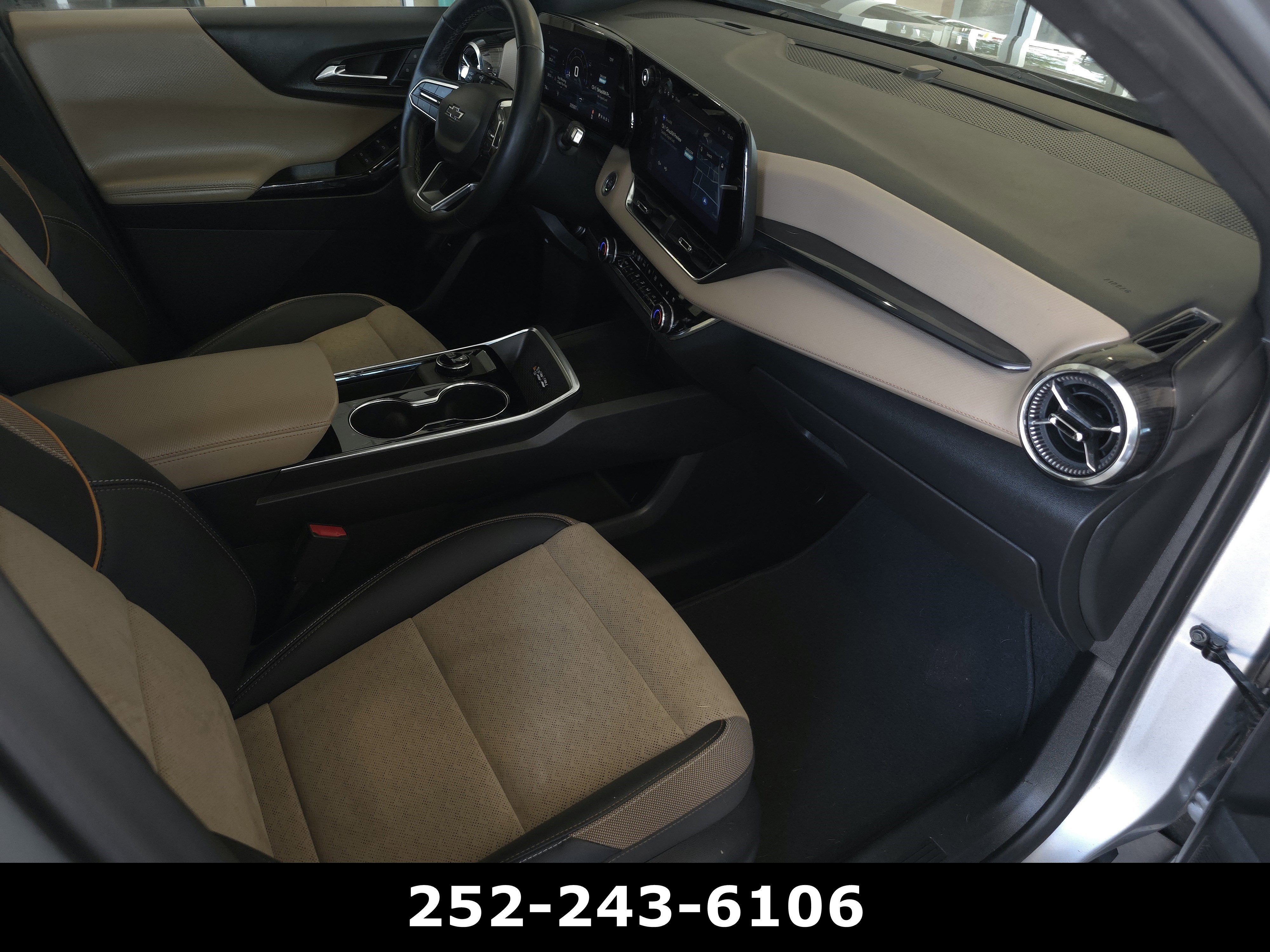 Used 2025 Sterling Gray Metallic Chevrolet FWD ACTIV image 42